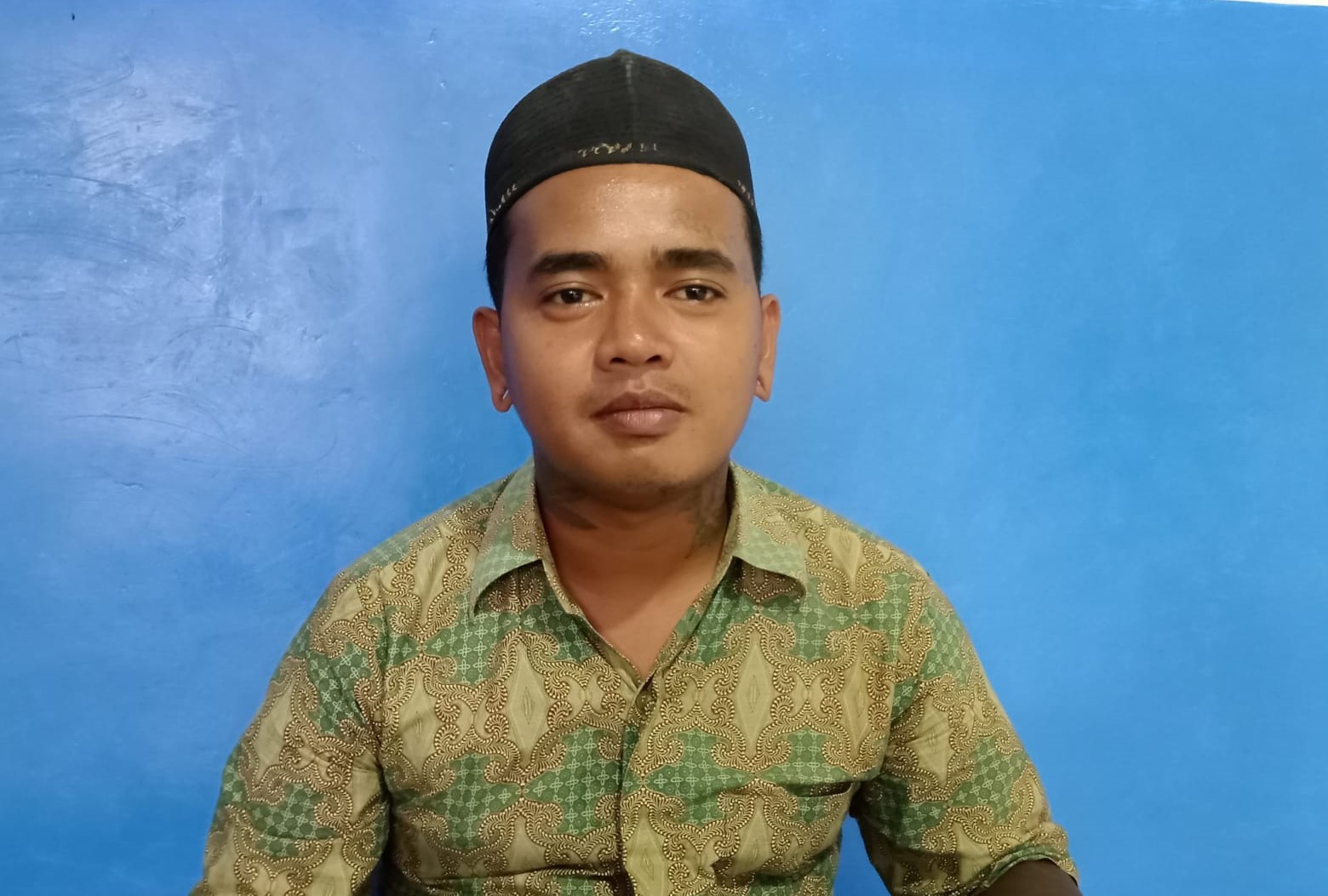 Kisah Hijrah Rizal: Menemukan Cahaya Hidayah di Saung Ilmu